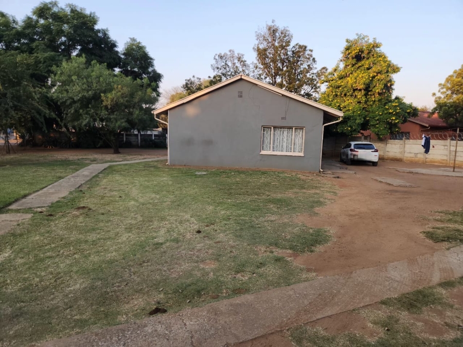 3 Bedroom Property for Sale in Oos Einde North West